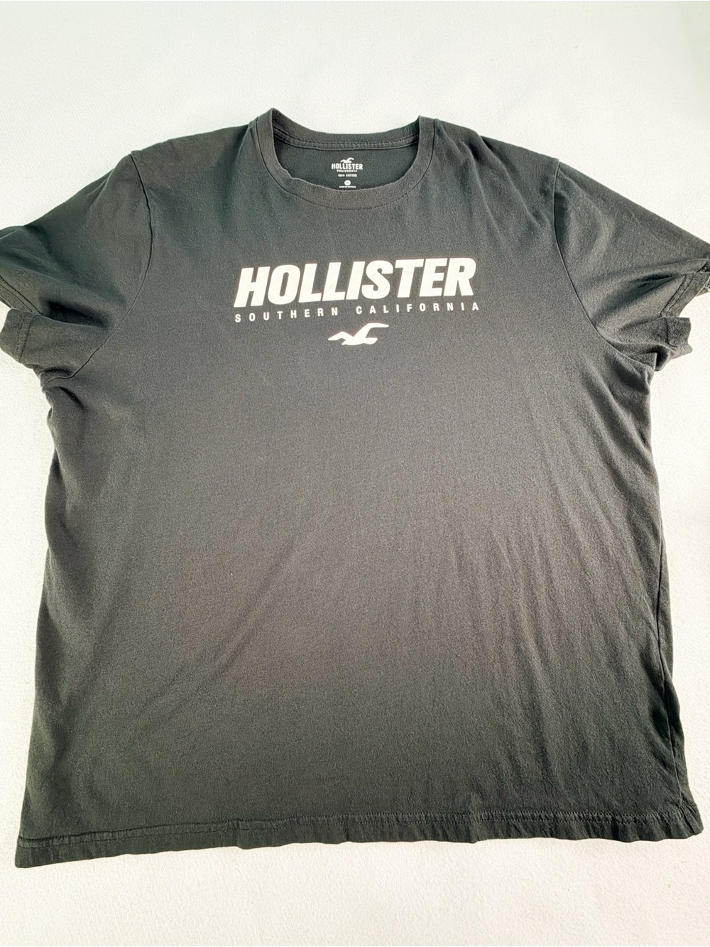 Hollister California Men’s 2XL XXLarge Gray T-Shirt Preppy Surfer
